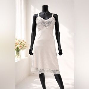 Vintage Aristocraft White Lace Nylon Slip Dress USA‎ Bridal Lingerie 1950s Sz S